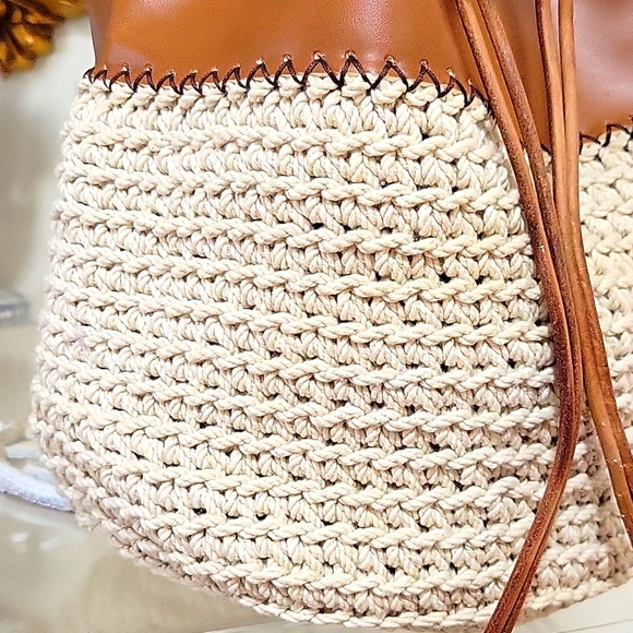 CROCHETANDLEATHERDRAWSTINGBAG 🥰🤗 - Picture 4 of 16